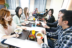 学食